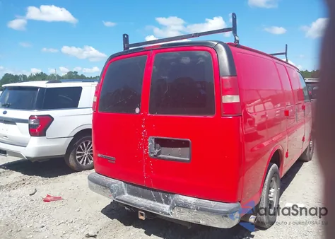 2015 Chevrolet Express 2500 Work Van z USA, uszkodzony, nr VIN 1GCWGFCF1F1124242